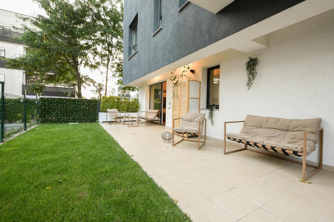 Vacation Feel - 2Br Apartment With Terrace & Private Parking In Baneasa Bukarest Eksteriør billede
