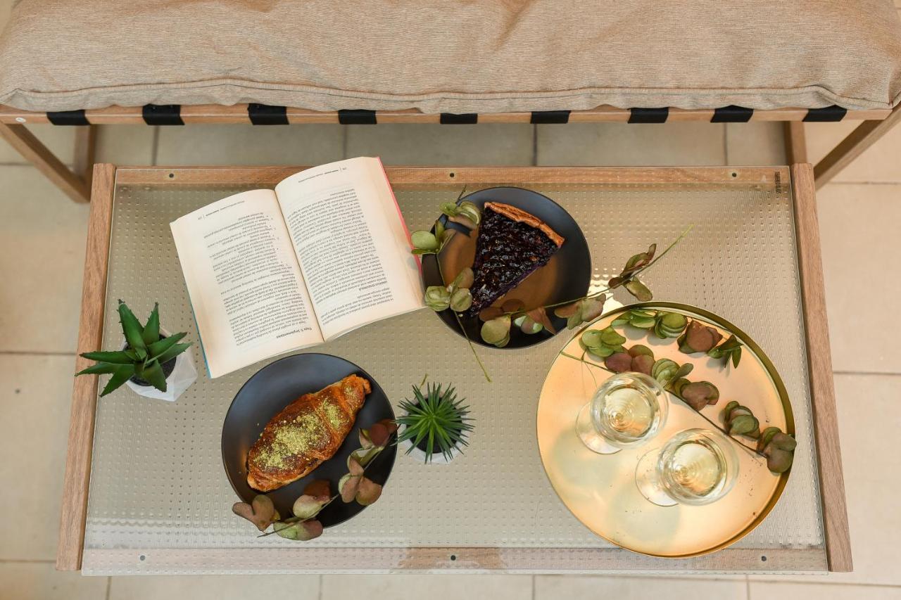 Vacation Feel - 2Br Apartment With Terrace & Private Parking In Baneasa Bukarest Eksteriør billede