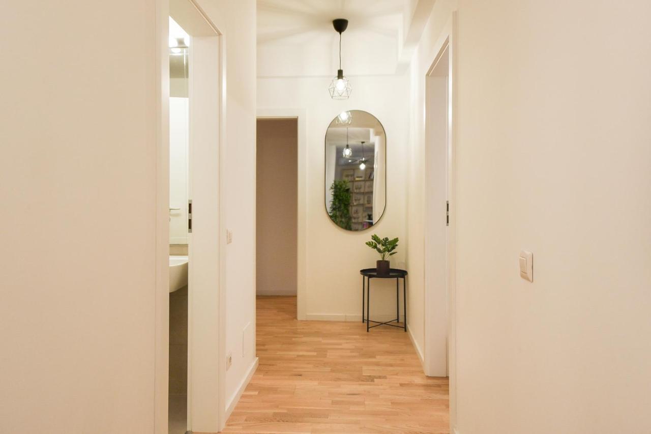 Vacation Feel - 2Br Apartment With Terrace & Private Parking In Baneasa Bukarest Eksteriør billede