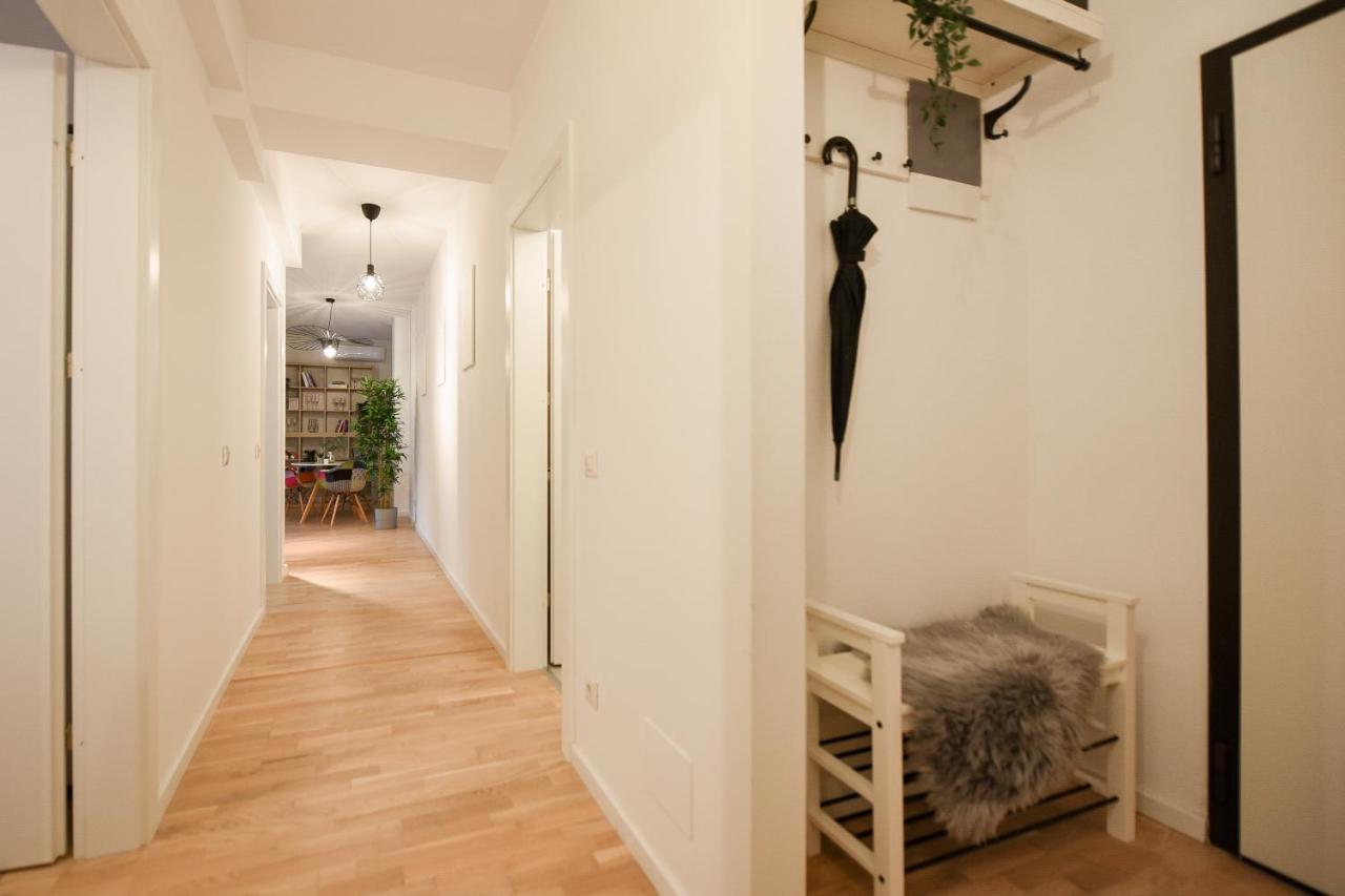 Vacation Feel - 2Br Apartment With Terrace & Private Parking In Baneasa Bukarest Eksteriør billede
