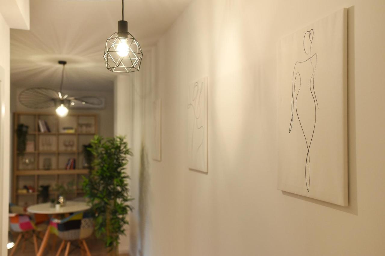 Vacation Feel - 2Br Apartment With Terrace & Private Parking In Baneasa Bukarest Eksteriør billede